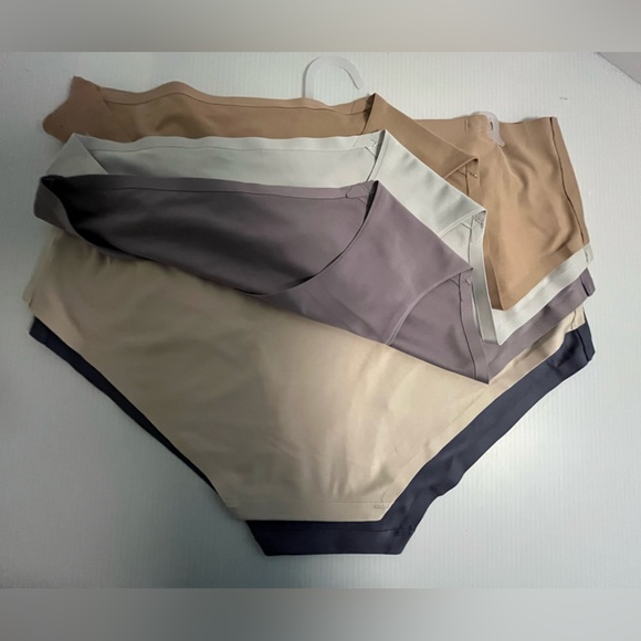 Danskin Super Slim and Thin Laser Cut Tech Sealed No-Show 5 pc Panties Set - Picture 7 of 13